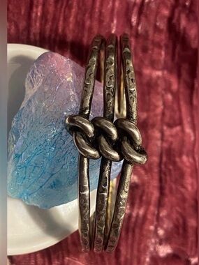 Vintage Knot Silver Tone Cuff Bracelet #7274